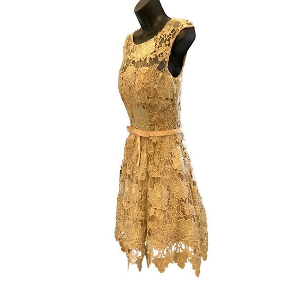 Jovani womens cocktail dress size 4 flesh  color  34ch 26w 36h  39L - Picture 3 of 11